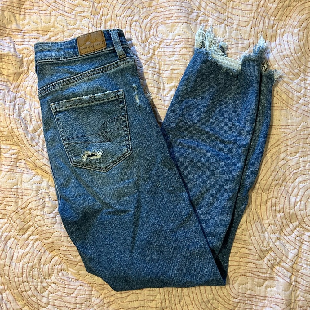 American Eagle Mom Straight Jean